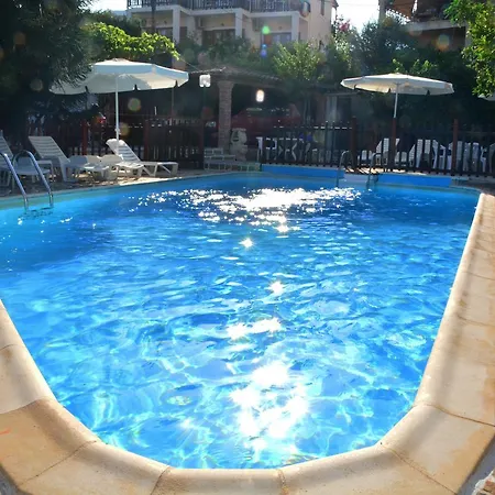Voula Agia Marina (Aegina)